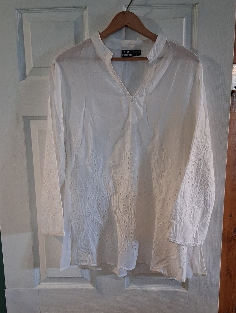 S.R. Fashion White Eyelet V-Neck Tunic Top